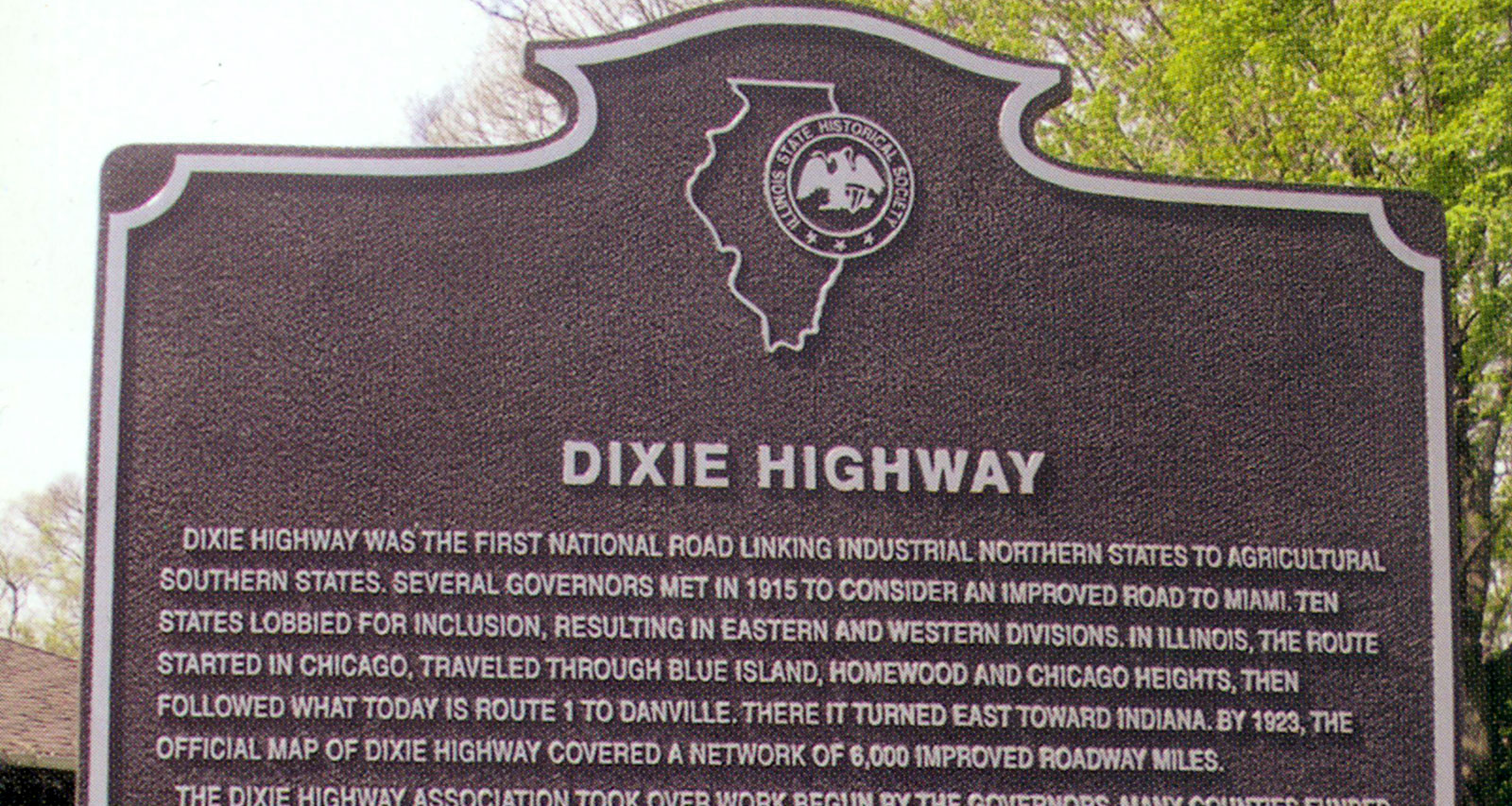 Photo: /Dixie-Highway Historical-Markers-Hero-1.jpg